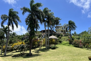 Magnificent Hilltop Property 