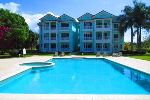 #8 Luxury 2 bedroom apartment in a prestigious community at a great price