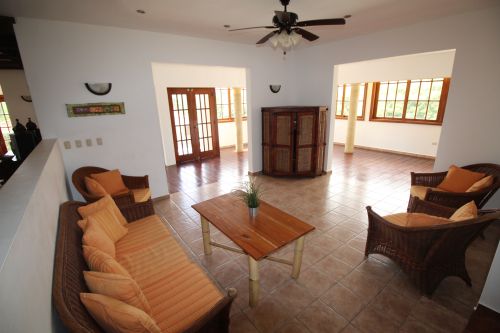 #5 Magnificent spacious 3 bedroom two story penthouse with ocean view