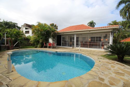 #4 Villa with 3 bedrooms in gated beachfront community