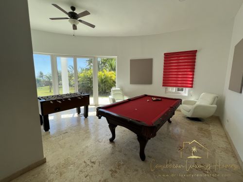 #5 Modern beachfront mansion with 5 bedrooms for sale