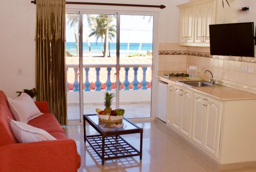 #7 Spacious villa with ocean view just steps from the beach 