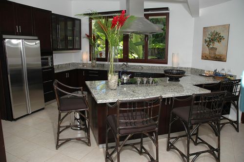 #3 Gorgeous two storey villa with five bedrooms in superb location