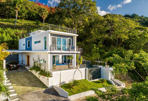 #1 Modern villa with four bedrooms for sale in Sosua