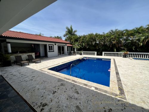 #5 Large four bedroom Villa in gated community