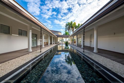 #11 Elegant 5-Bedroom Mansion for Sale in Casa de Campo, La Romana – Modern Luxury with Golf Course Views