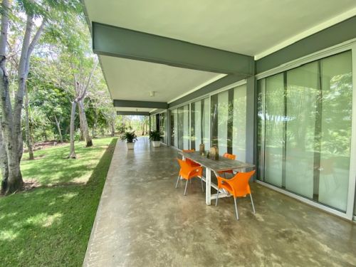 #1 Ultra Modern Glass Villa in Jamao