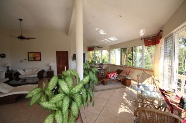 Villa with with 5 bedrooms and fantastic ocean view