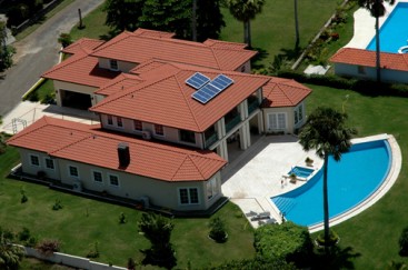 Superb luxury villa in second line beach