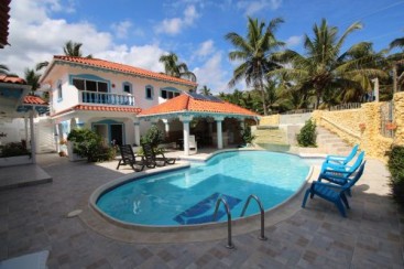 Excellent hotel or retreat opportunity in Cabarete