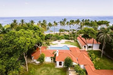 Luxury Oceanfront Villa for Sale in Cabrera – $1,995,000 USD