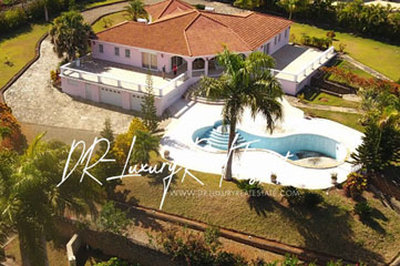 Large villa with ocean view in select community