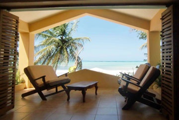 Beachfront Home in Punta Rusia