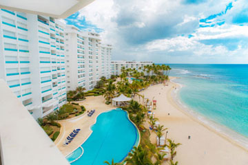 Stunning 2 bedroom beachfront condo in Juan Dolio