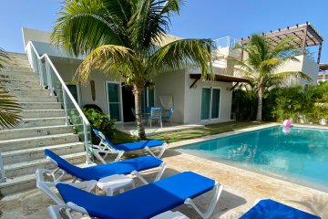 Modern Ocean View Villa with Rooftop Patio + Pool