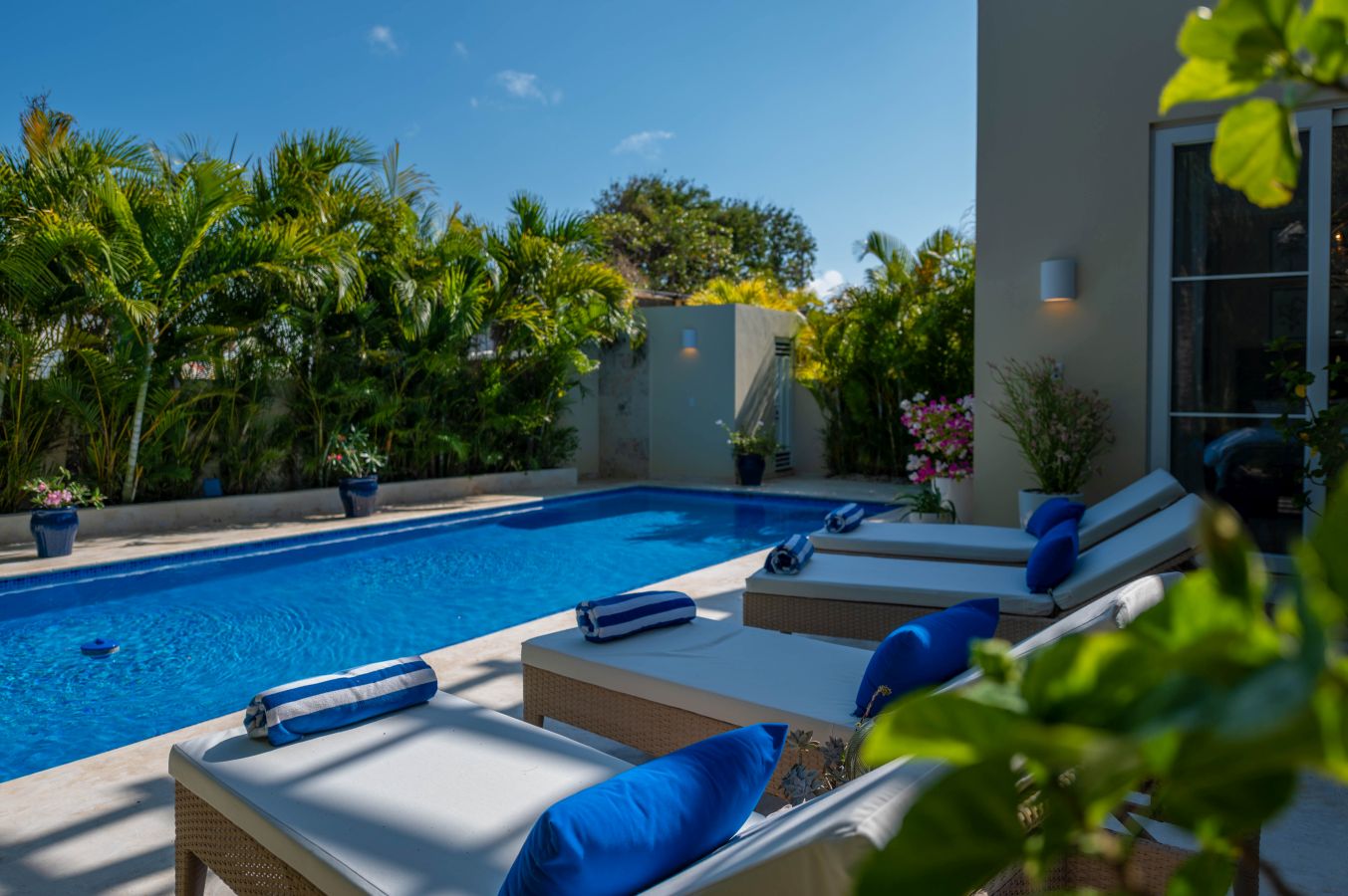 Modern 3 bedroom villa with roof terrace and Pool inside Ocean Village — Sosua, Dominican Republic