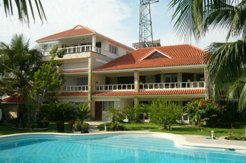 #1 Luxury Villa with Apartments and Guesthouse directly on the beautiful Beach of Cabarete