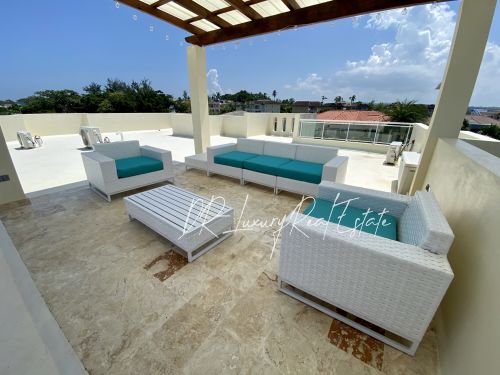#11 Modern Ocean View Villa with Rooftop Patio + Pool