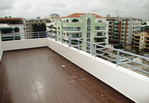 #1 Spacious 3 bedroom duplex condo in Santo Domingo Bella Vista Norte