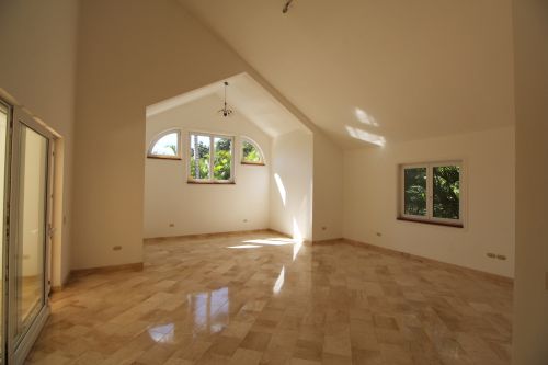 #9 Lovely villa in popular gated community