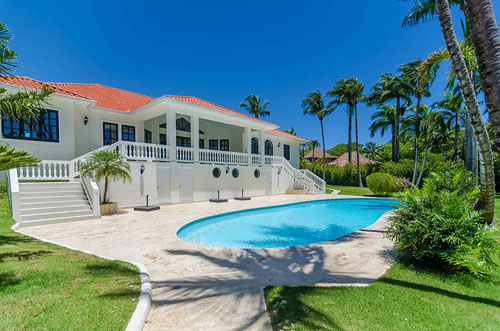 #1 Beautiful villa in a popular residential community