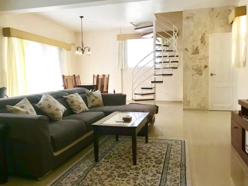 #10 Spacious villa with ocean view just steps from the beach 