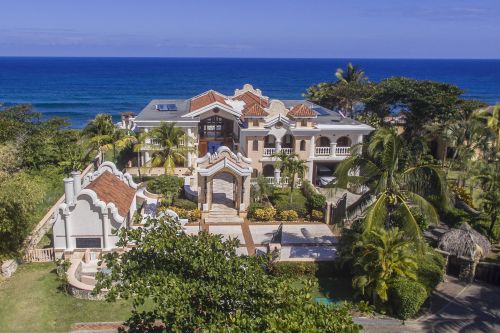 #1 Luxury Oceanfront Mansion 