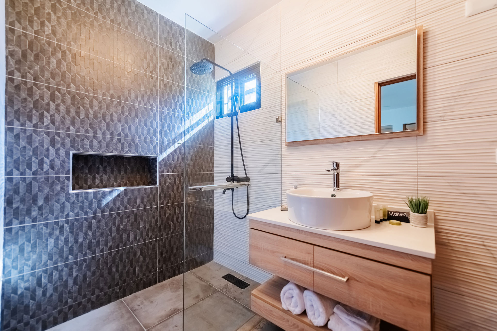 Villa Sunrise | 7BR + Pool in the heart of Sosua — Sosua, Dominican Republic