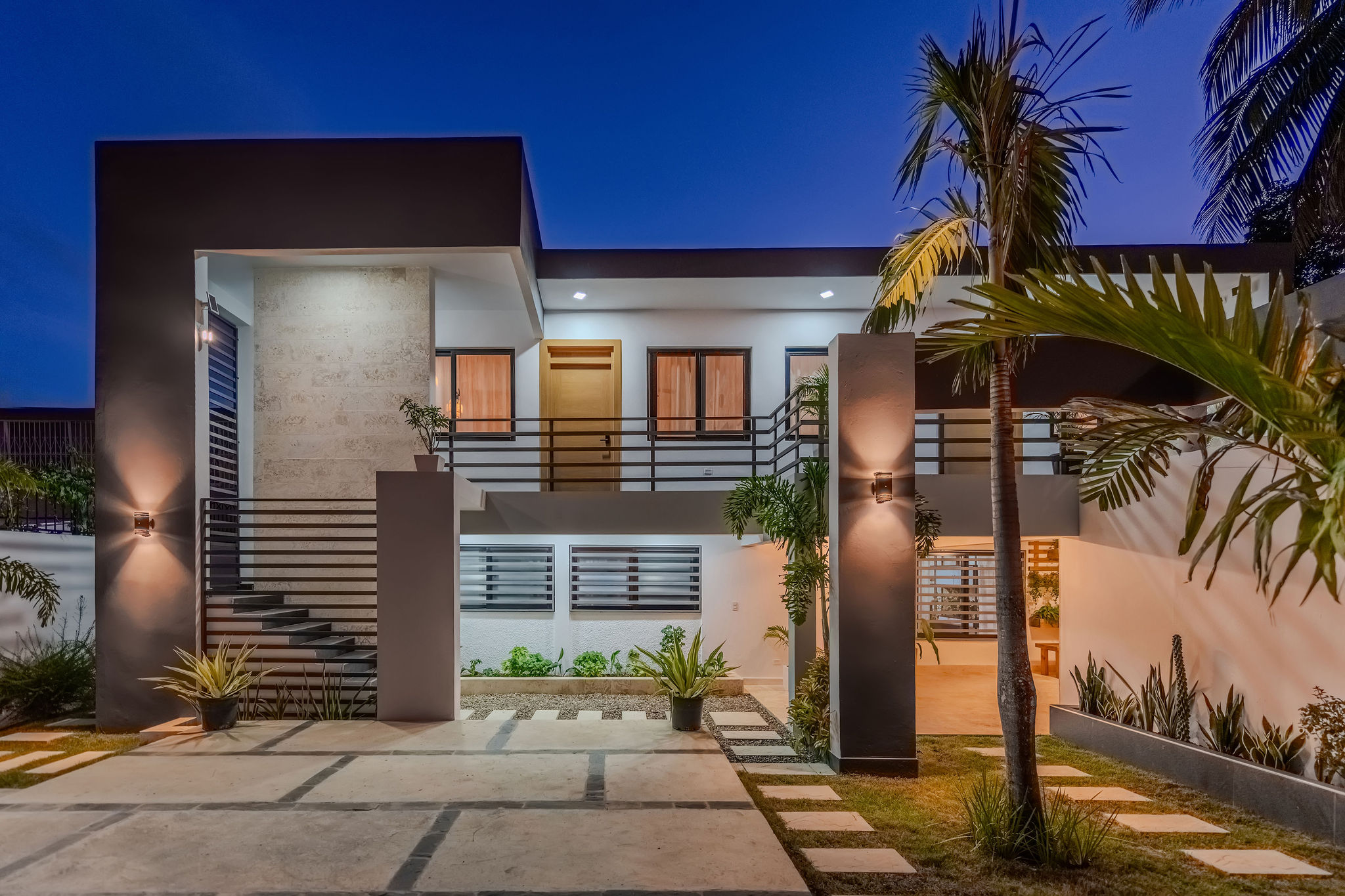 Villa Sunrise | 7BR + Pool in the heart of Sosua — Sosua, Dominican Republic