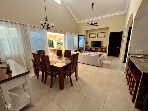 #6 Villa with 3 bedrooms in gated oceanfront community