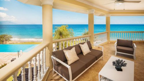 #1 Luxury Beachfront Penthouse with 4 bedrooms in Sosua