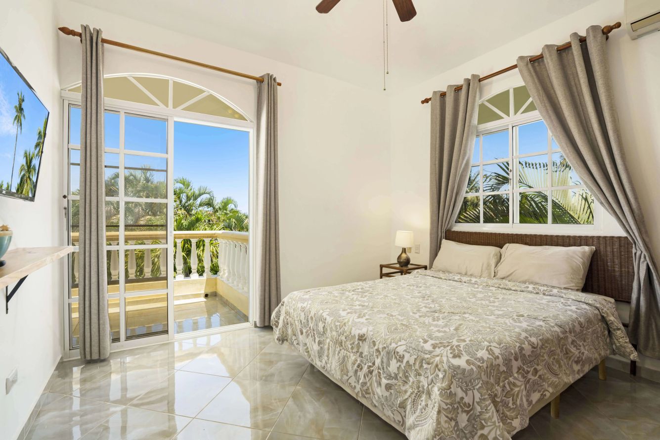 Villa for Sale in Sosúa | Gated Community | 3 Bed, 2.5 Bath, 1,075 m² Lot — Sosua, Dominican Republic