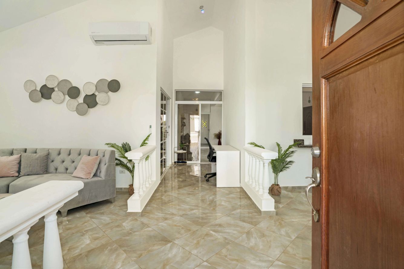 Villa for Sale in Sosúa | Gated Community | 3 Bed, 2.5 Bath, 1,075 m² Lot — Sosua, Dominican Republic