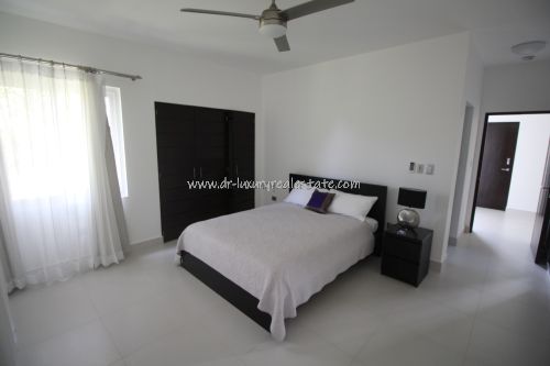 #13 Magnificent 6 bedroom villa for rent