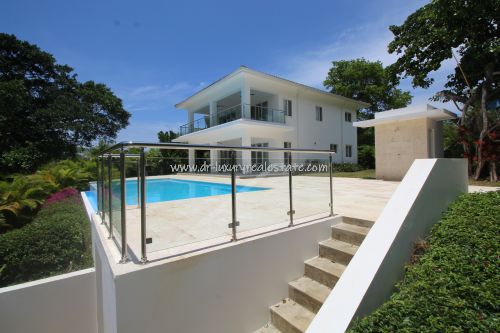 #2 Magnificent 6 bedroom villa for rent