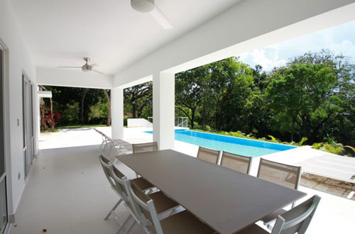 #4 Huge Modern Familiy Villa with Pool in gated development