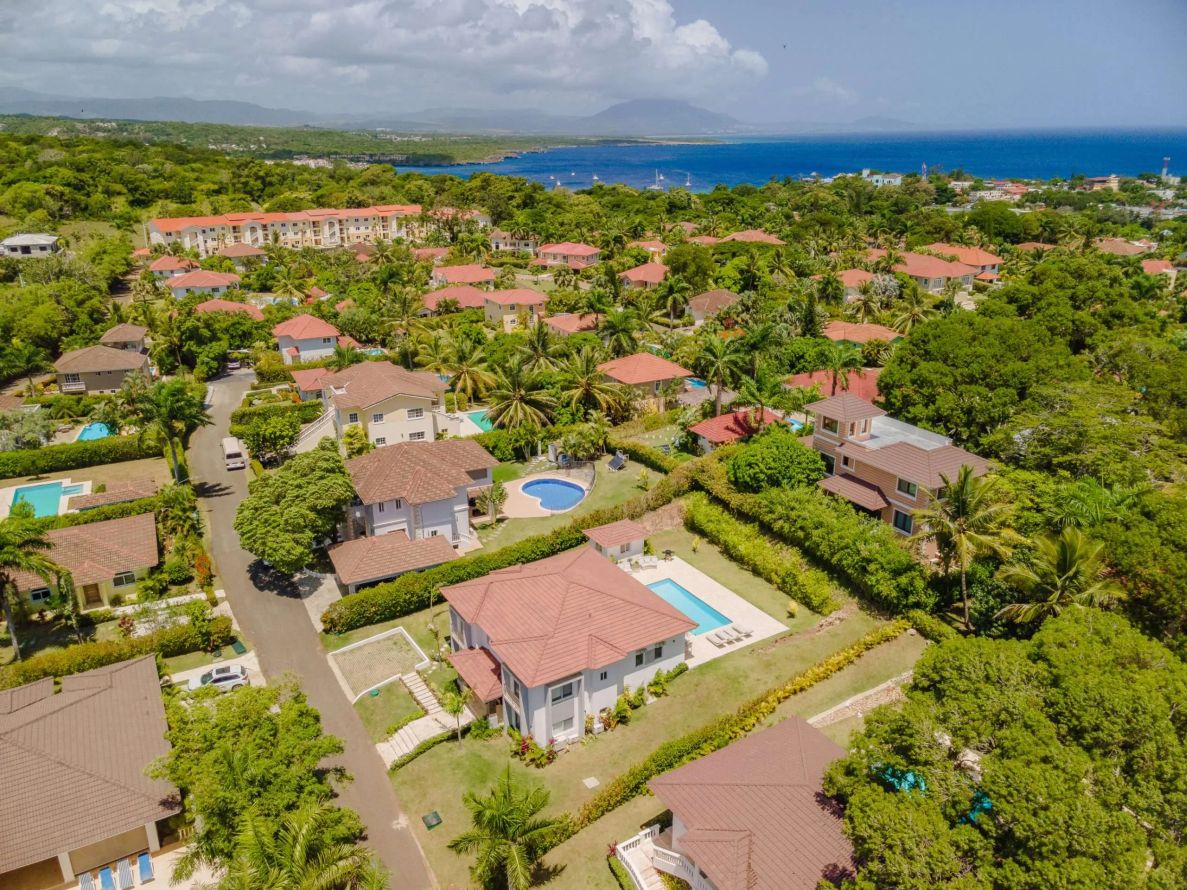 Modern Villa for Sale in Sosúa | Gated Community | 4 Bed, 4 Bath — Sosua, Dominican Republic