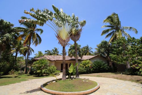 #0 Large villa in beachside, gated community