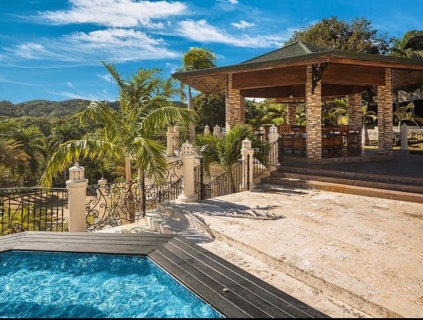 Extraordinary 14 Bedroom Mansion with Ocean View — Cabarete, Dominican Republic
