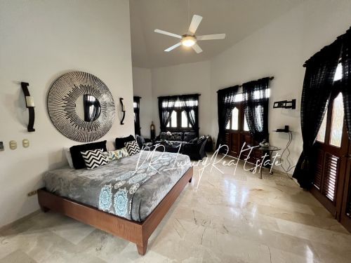 #12  Beautiful villa in select community close to the beach