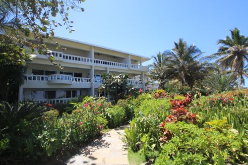 #12 Fantastic 3 bedroom Beachfront Apartment