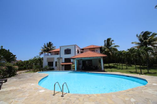 #0 Mansion with 6 Bedrooms and over 11000 sq ft living area Sosua