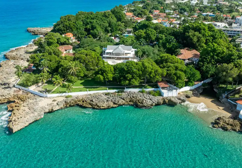 Oceanfront Villa for Sale in Sosua – Modern Elegance with Breathtaking Ocean Views — Sosua, Dominican Republic