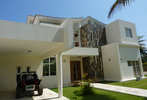 #1 Impressing two-story villa in beachside project